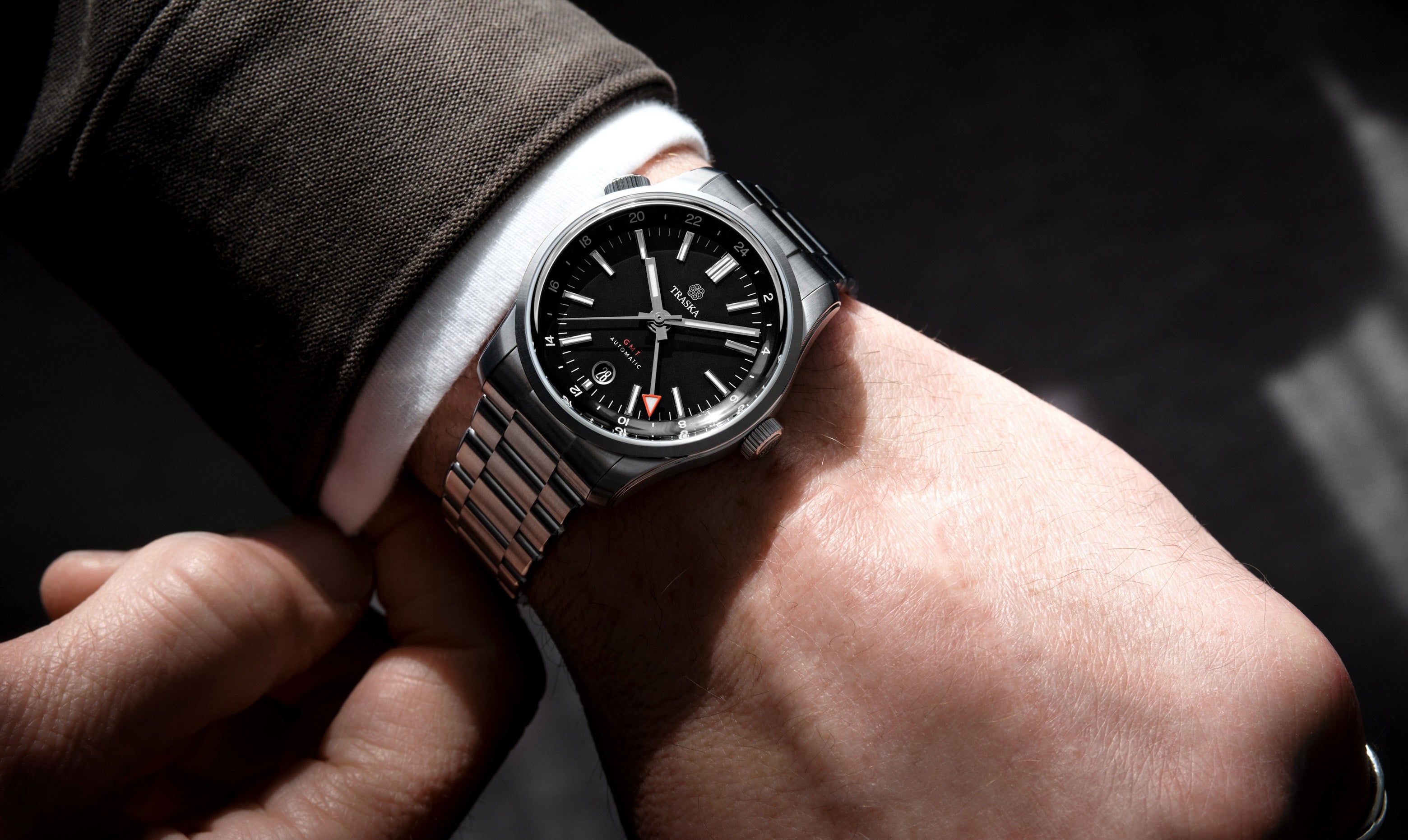 Introducing: The All-New Venturer GMT Ref. 4217