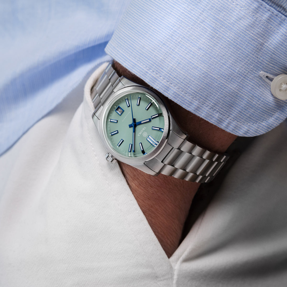 Commuter 36 Seafoam Green