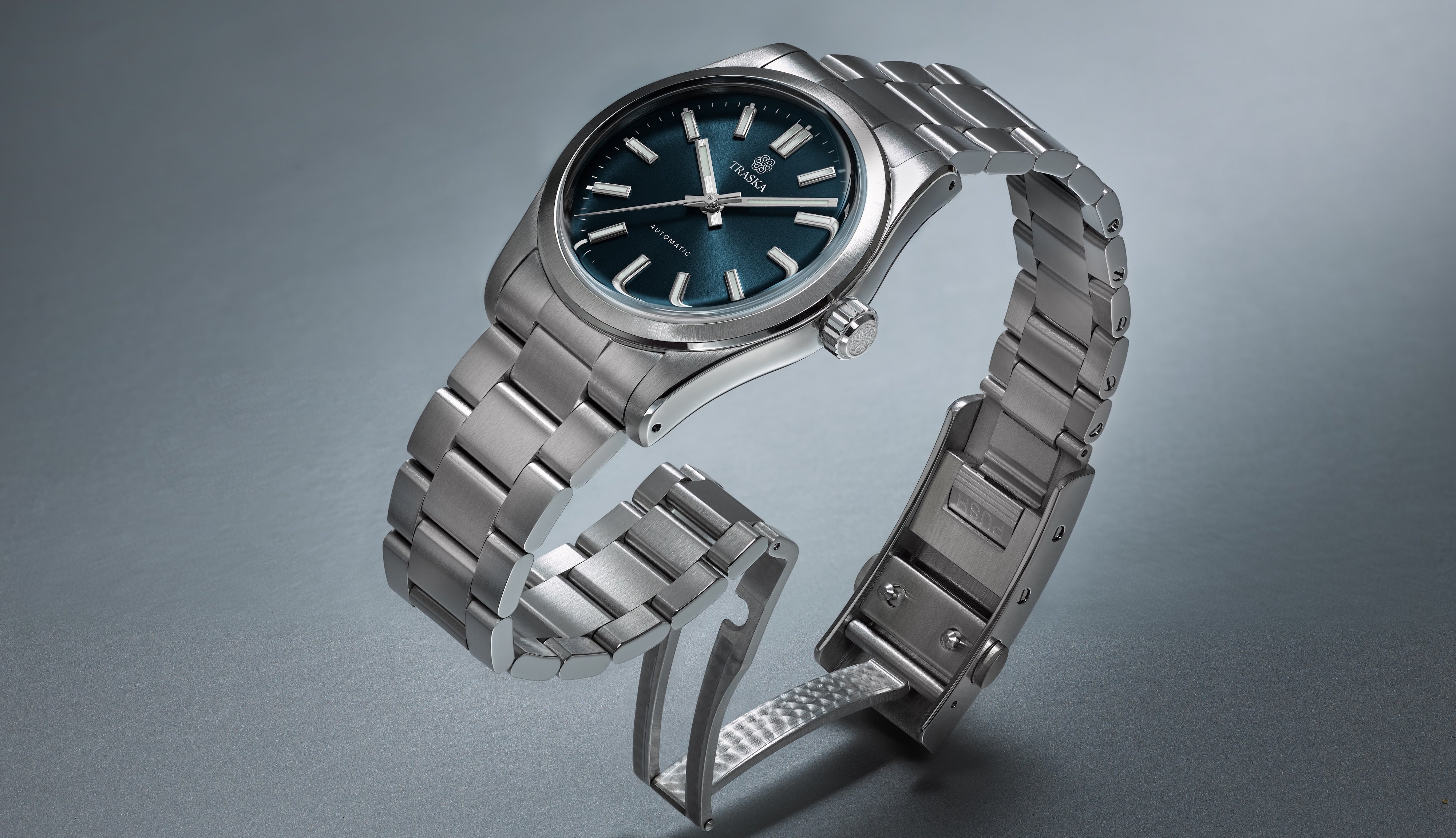 Adriatic Blue | Commuter